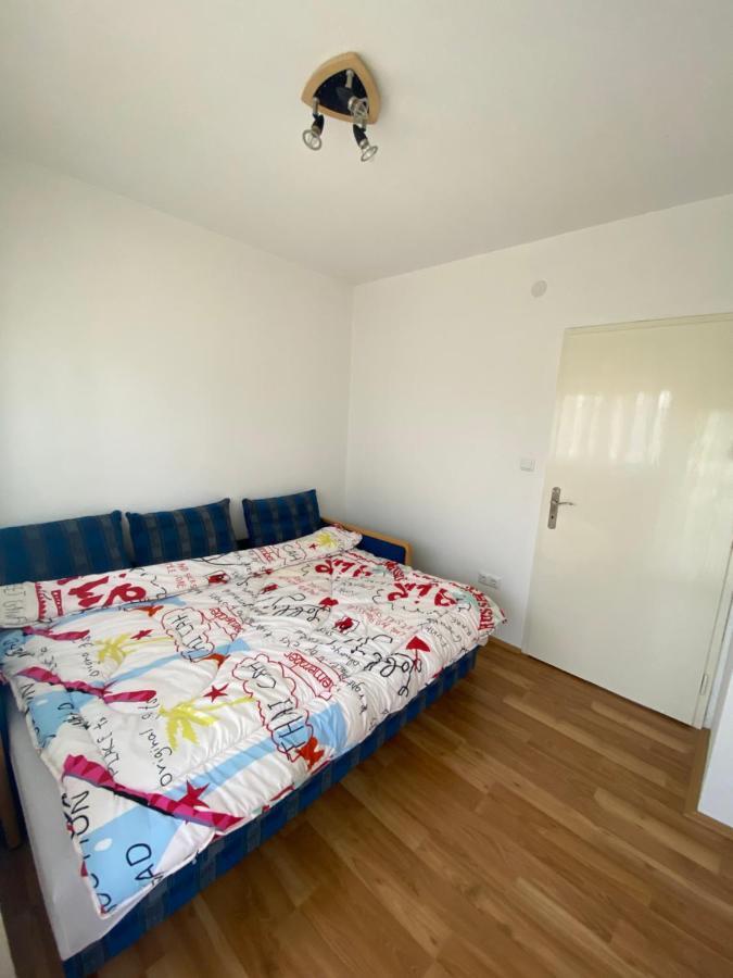 Апартаменты Apartman “Iva” Drvar Экстерьер фото